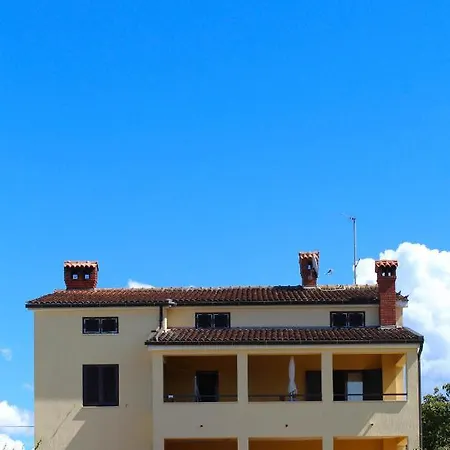 Dekovic Apartment